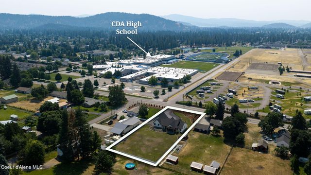 495 E Dalton Ave, Dalton Gardens, ID 83815