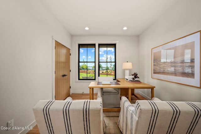 495 E Dalton Ave, Dalton Gardens, ID 83815