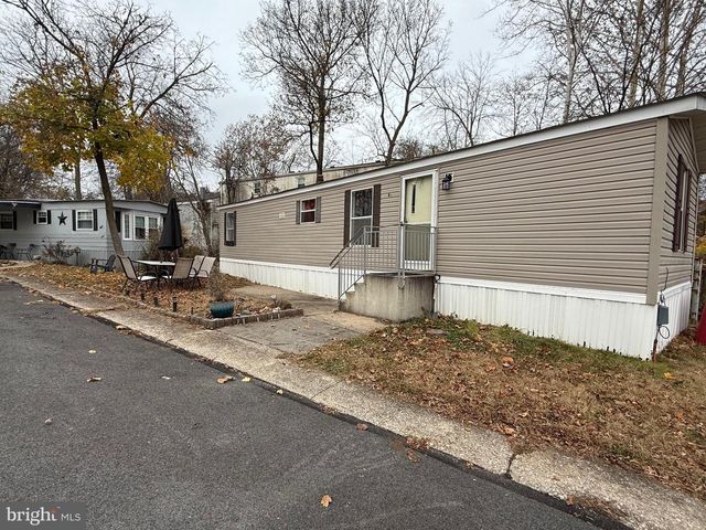 41 TERRACE DR, Phoenixville, PA 19460