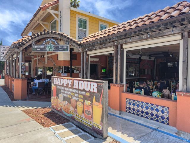 18782 Polley Ln, Sonoma, CA 95476