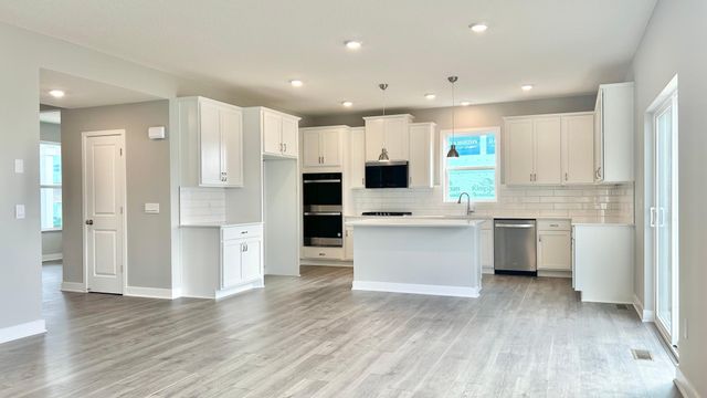 3155 Sunflower Way NW, Prior Lake, MN 55372