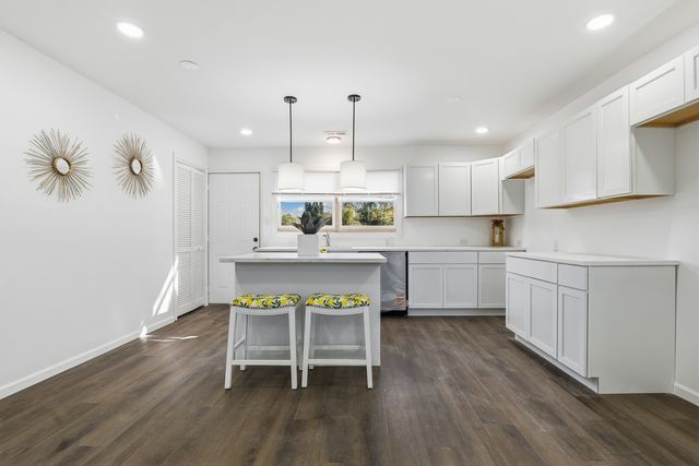 1941 Cambridge Street, Chicago Heights, IL 60411