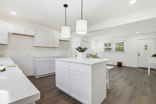 1941 Cambridge Street, Chicago Heights, IL 60411