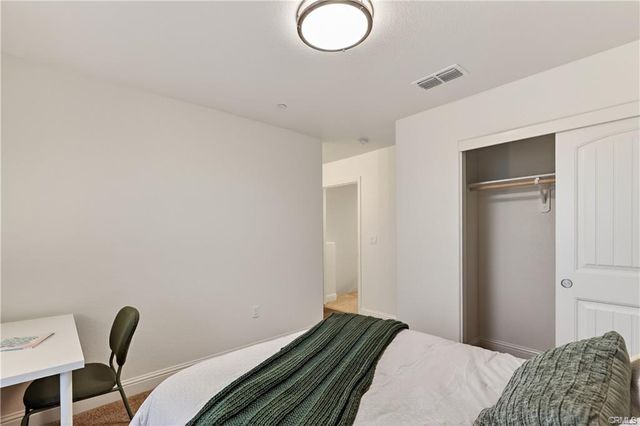 242 Montage Dr, Merced, CA 95348