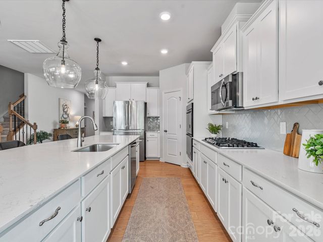 3141 Deep River Way, Waxhaw, NC 28173