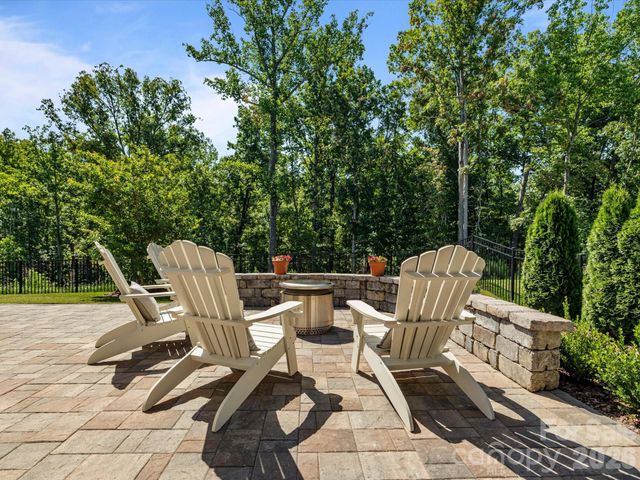 3141 Deep River Way, Waxhaw, NC 28173
