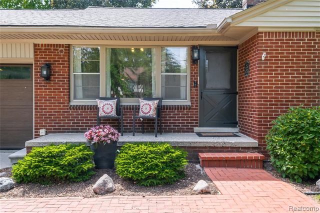 11315 Cranston Street, Livonia, MI 48150
