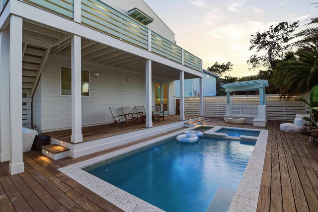 106 F Street, St Augustine, FL 32080
