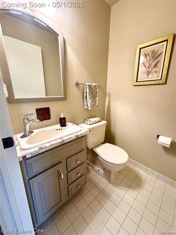 760 E Snell Road, Rochester, MI 48306