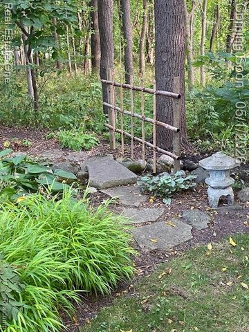 760 E Snell Road, Rochester, MI 48306