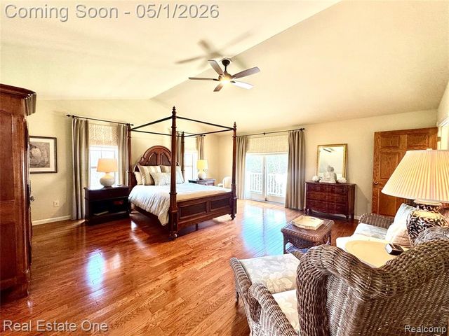 760 E Snell Road, Rochester, MI 48306