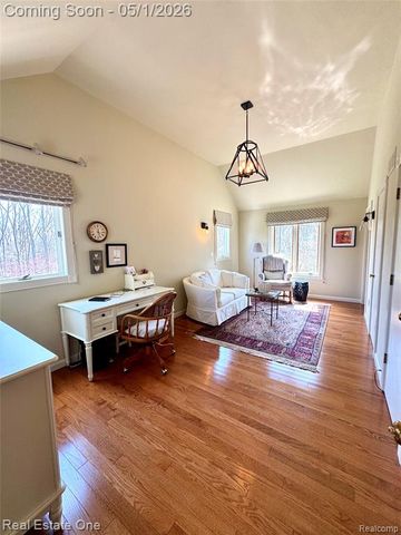 760 E Snell Road, Rochester, MI 48306