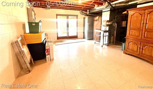 760 E Snell Road, Rochester, MI 48306