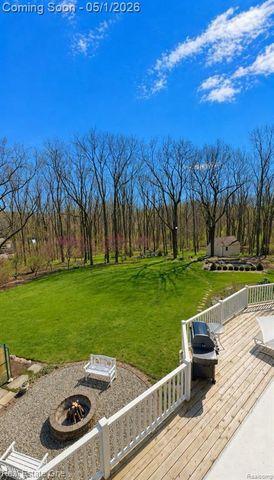 760 E Snell Road, Rochester, MI 48306