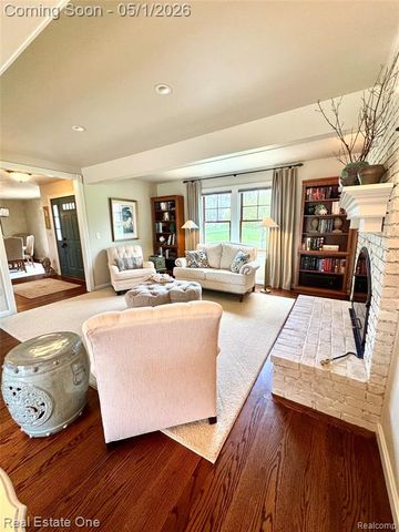 760 E Snell Road, Rochester, MI 48306
