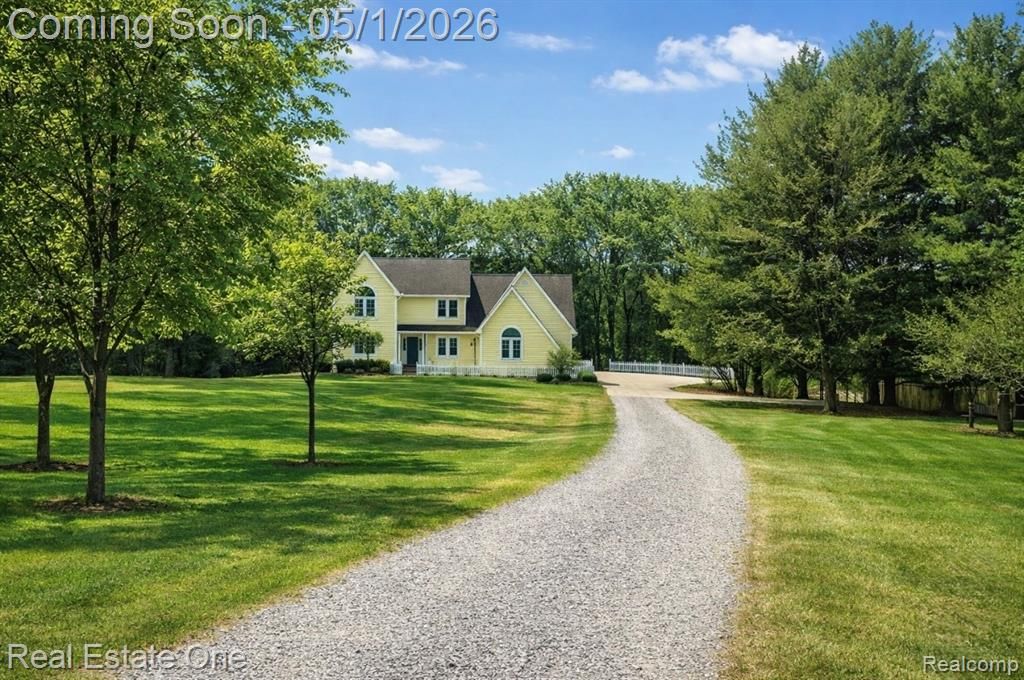 760 E Snell Road, Rochester, MI 48306