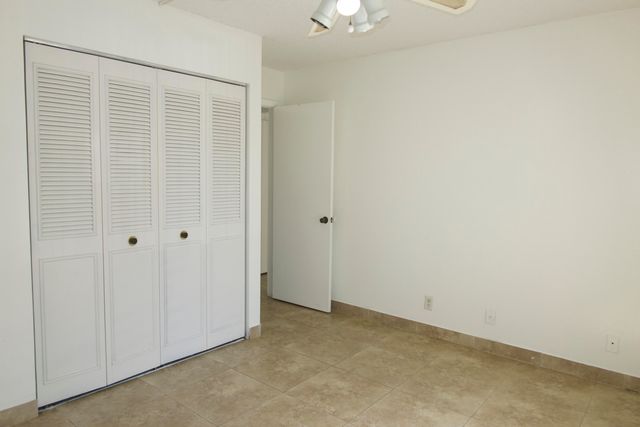 208 FOXTAIL Drive D2, Greenacres, FL 33415