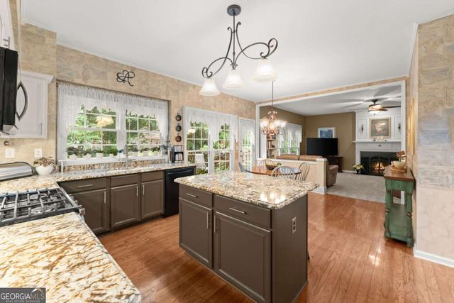 7730 Wickley Drive, Cumming, GA 30041