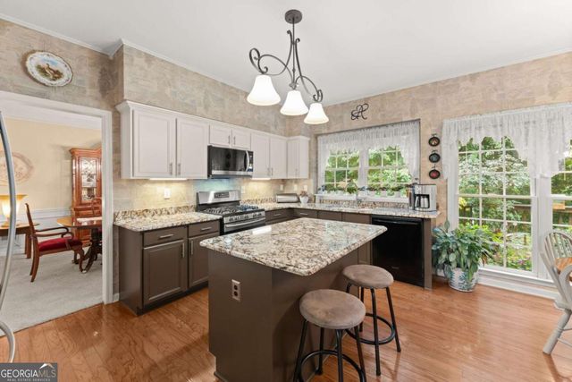 7730 Wickley Drive, Cumming, GA 30041