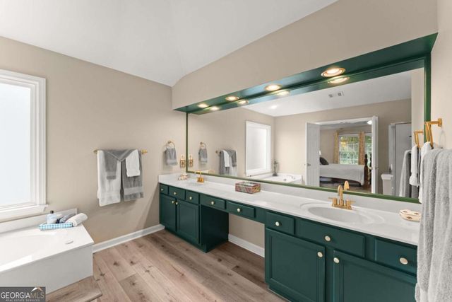 7730 Wickley Drive, Cumming, GA 30041