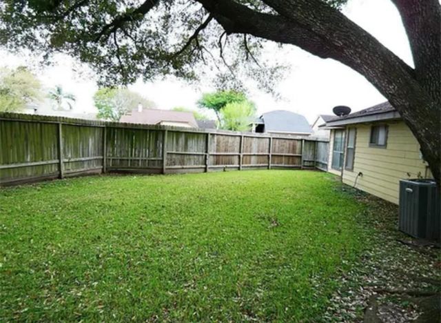 1467 Hunters Park Drive, Missouri City, TX 77489