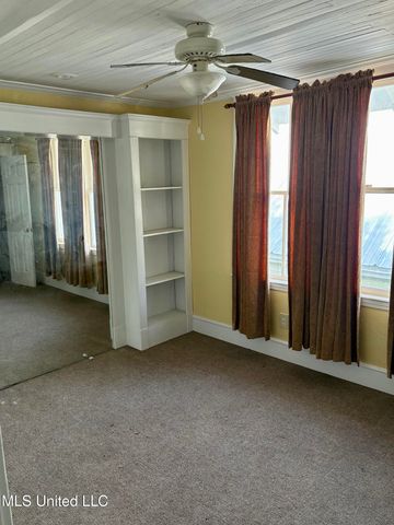 1111 31st Avenue, Gulfport, MS 39501