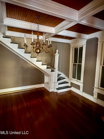 1111 31st Avenue, Gulfport, MS 39501