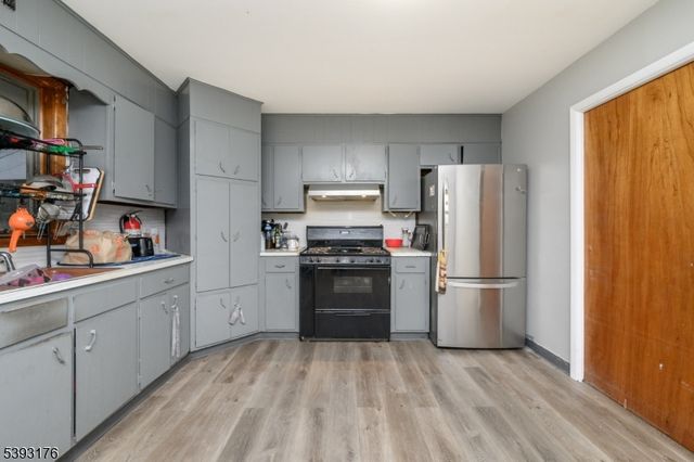 1037 Hamilton St, Franklin Twp., NJ 08873