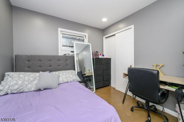 1037 Hamilton St, Franklin Twp., NJ 08873