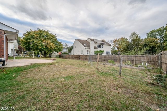 1037 Hamilton St, Franklin Twp., NJ 08873