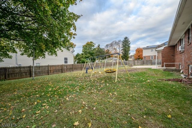 1037 Hamilton St, Franklin Twp., NJ 08873