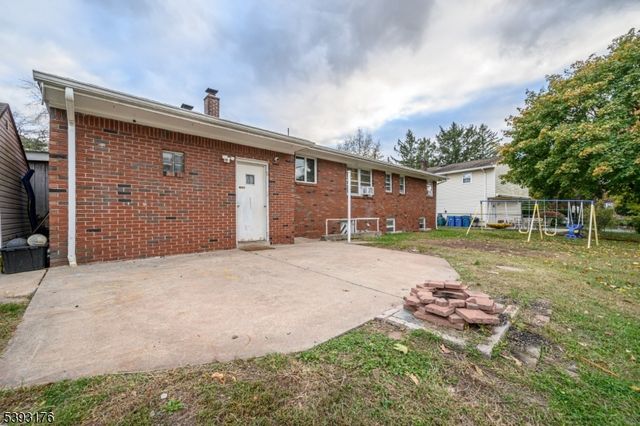 1037 Hamilton St, Franklin Twp., NJ 08873