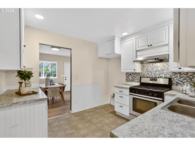 11824 Se LIEBE St, Portland, OR 97266