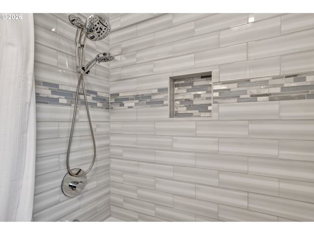 11824 Se LIEBE St, Portland, OR 97266