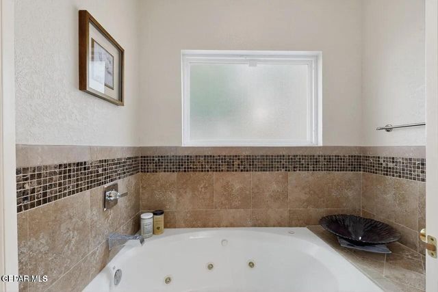 6909 DESERT CANYON Drive, El Paso, TX 79912