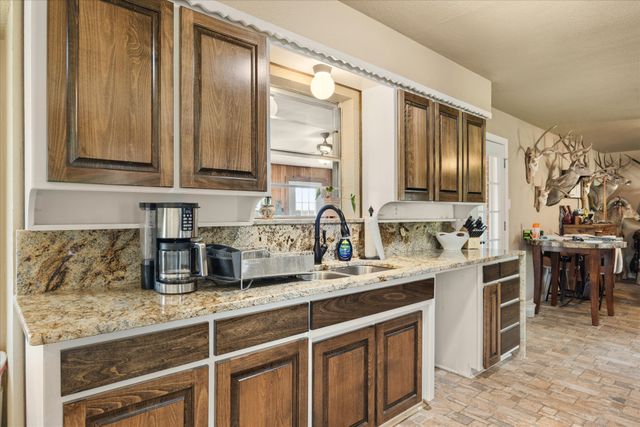 2720 N US 377, Stephenville, TX 76401