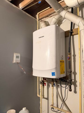 1511 S 9TH Street, Council Bluffs, IA 51501