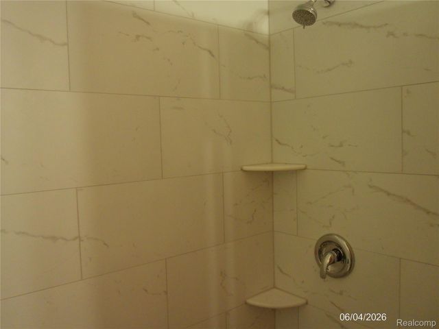 1253 Island Drive, Ann Arbor, MI 48105