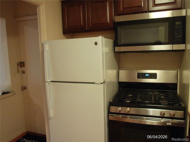 1253 Island Drive, Ann Arbor, MI 48105