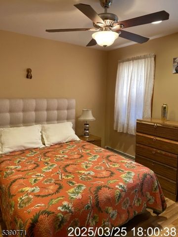 81 Waydell St, Newark City, NJ 07105