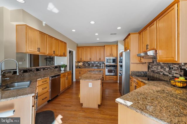 18637 OUTPOST RD, Keedysville, MD 21756