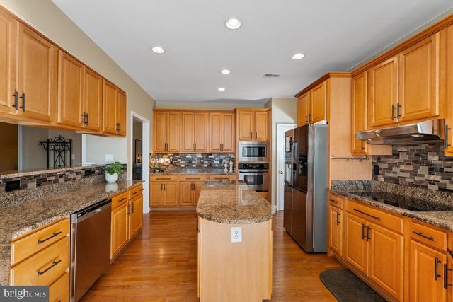 18637 OUTPOST RD, Keedysville, MD 21756