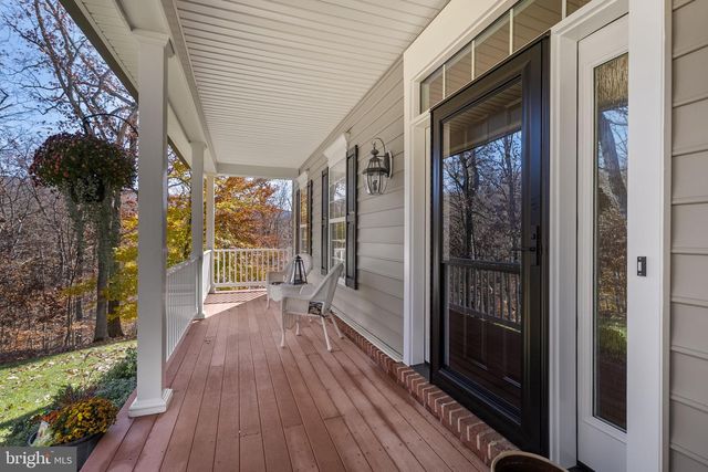 18637 OUTPOST RD, Keedysville, MD 21756