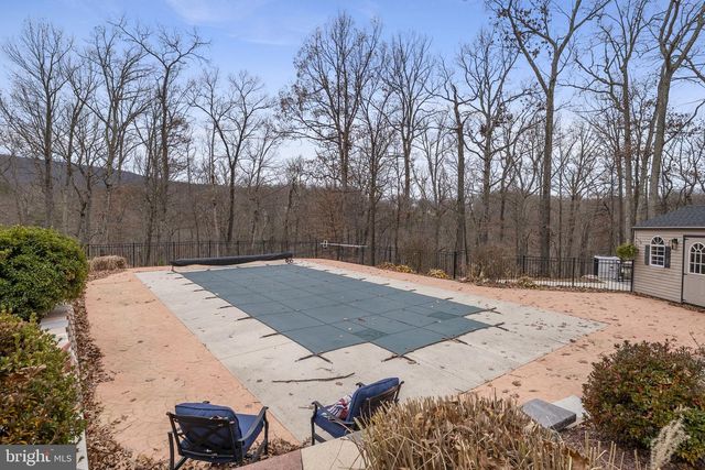 18637 OUTPOST RD, Keedysville, MD 21756