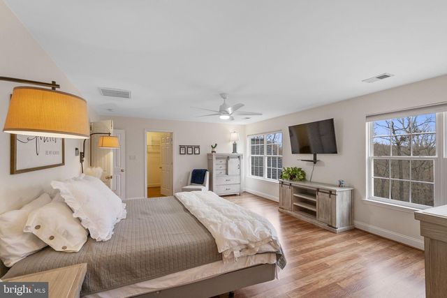 18637 OUTPOST RD, Keedysville, MD 21756