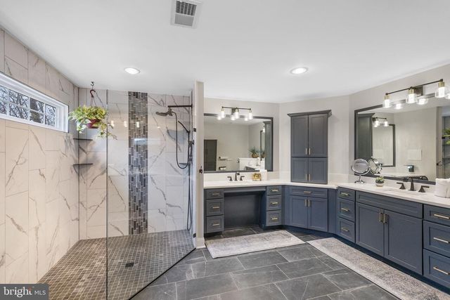 18637 OUTPOST RD, Keedysville, MD 21756