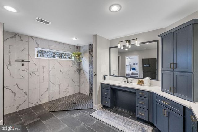 18637 OUTPOST RD, Keedysville, MD 21756