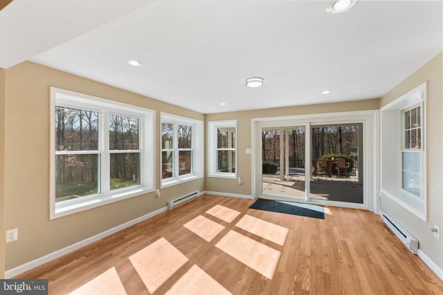 18637 OUTPOST RD, Keedysville, MD 21756