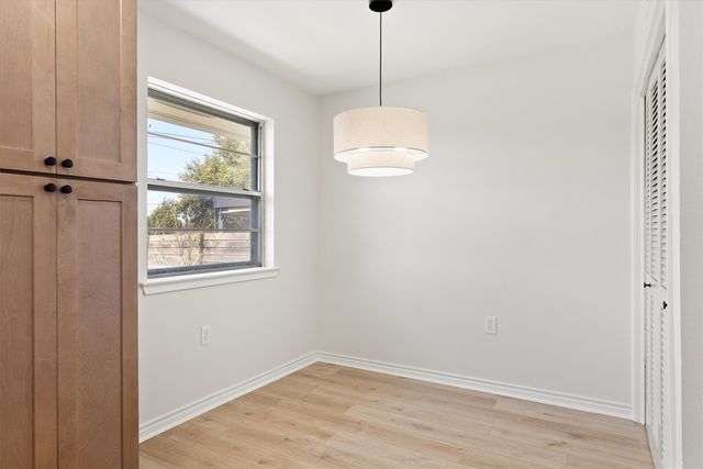 3138 Touraine Drive, Dallas, TX 75211