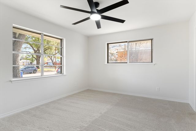 3138 Touraine Drive, Dallas, TX 75211